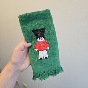 Small Nutcracker Christmas Green Hand Fingertip Towel